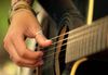 Fingerpicking Gitarrespieler 1